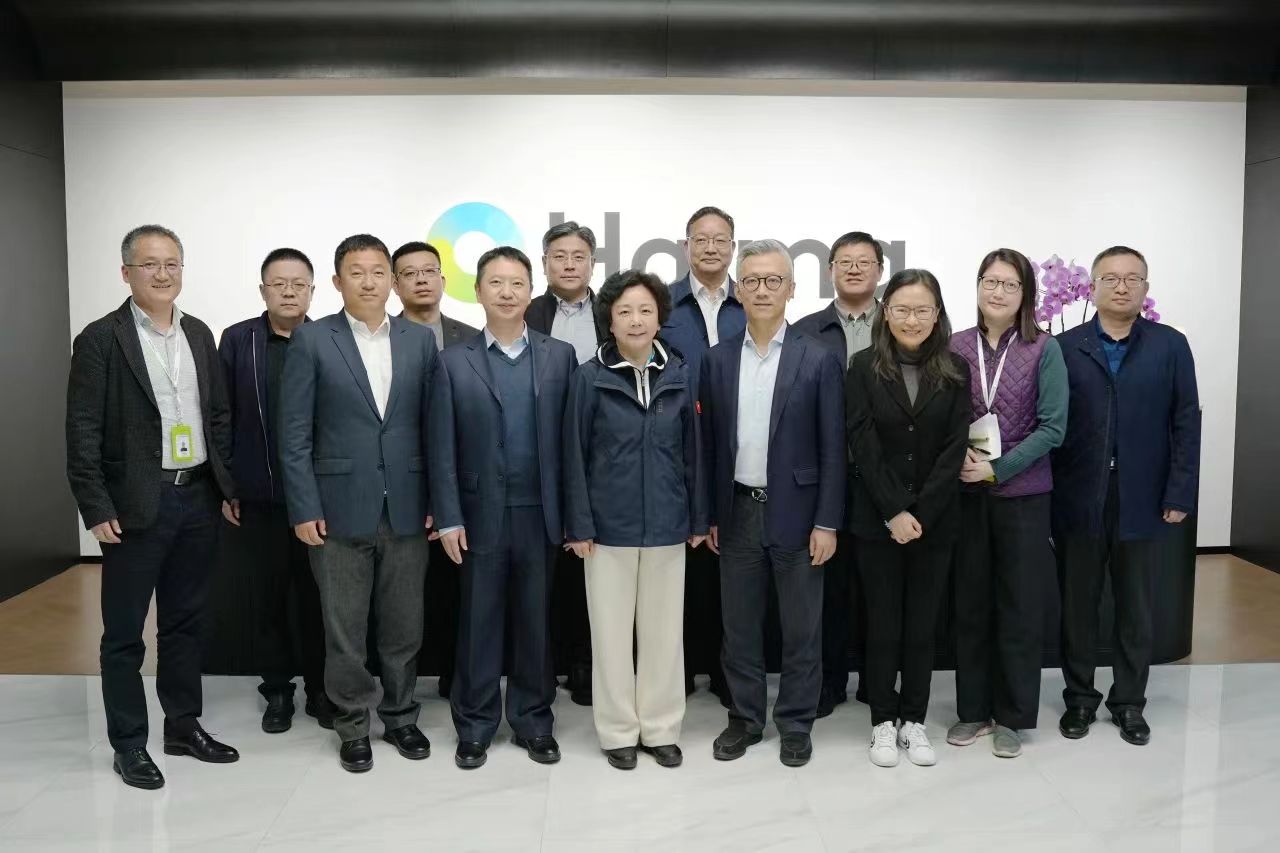 河北省保定市领导一行莅临GA黄金甲公司调研考察